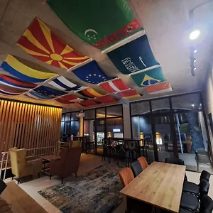  Hostel Karvi &